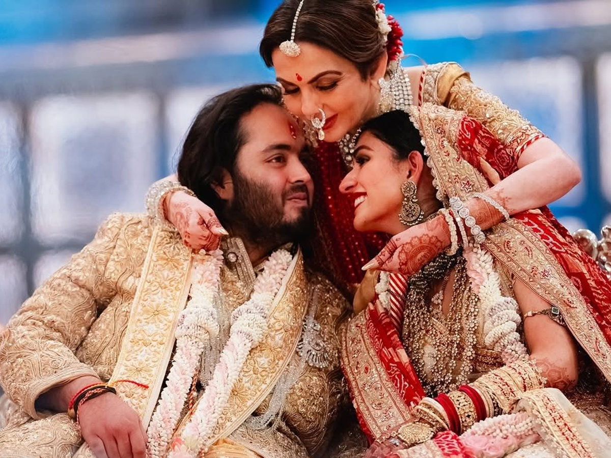 Beautiful glimpse of Ambani Family PHotos3