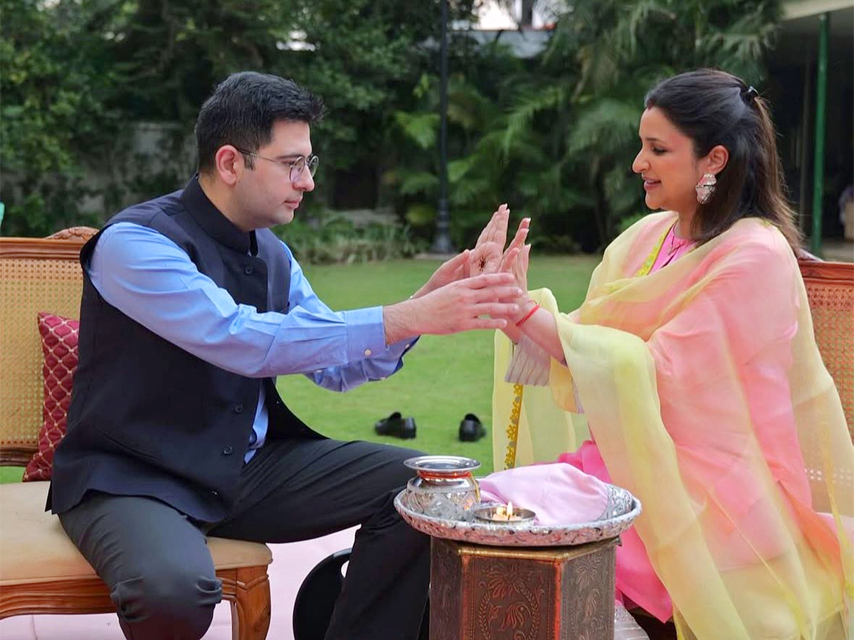 Parineeti Chopra And Raghav Chadha Trending Today14