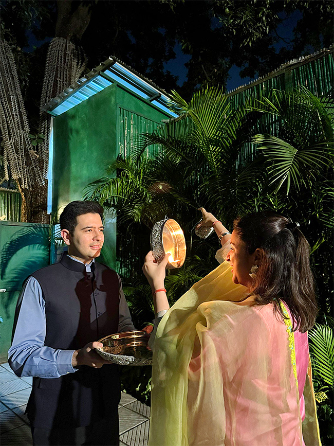 Parineeti Chopra And Raghav Chadha Trending Today15