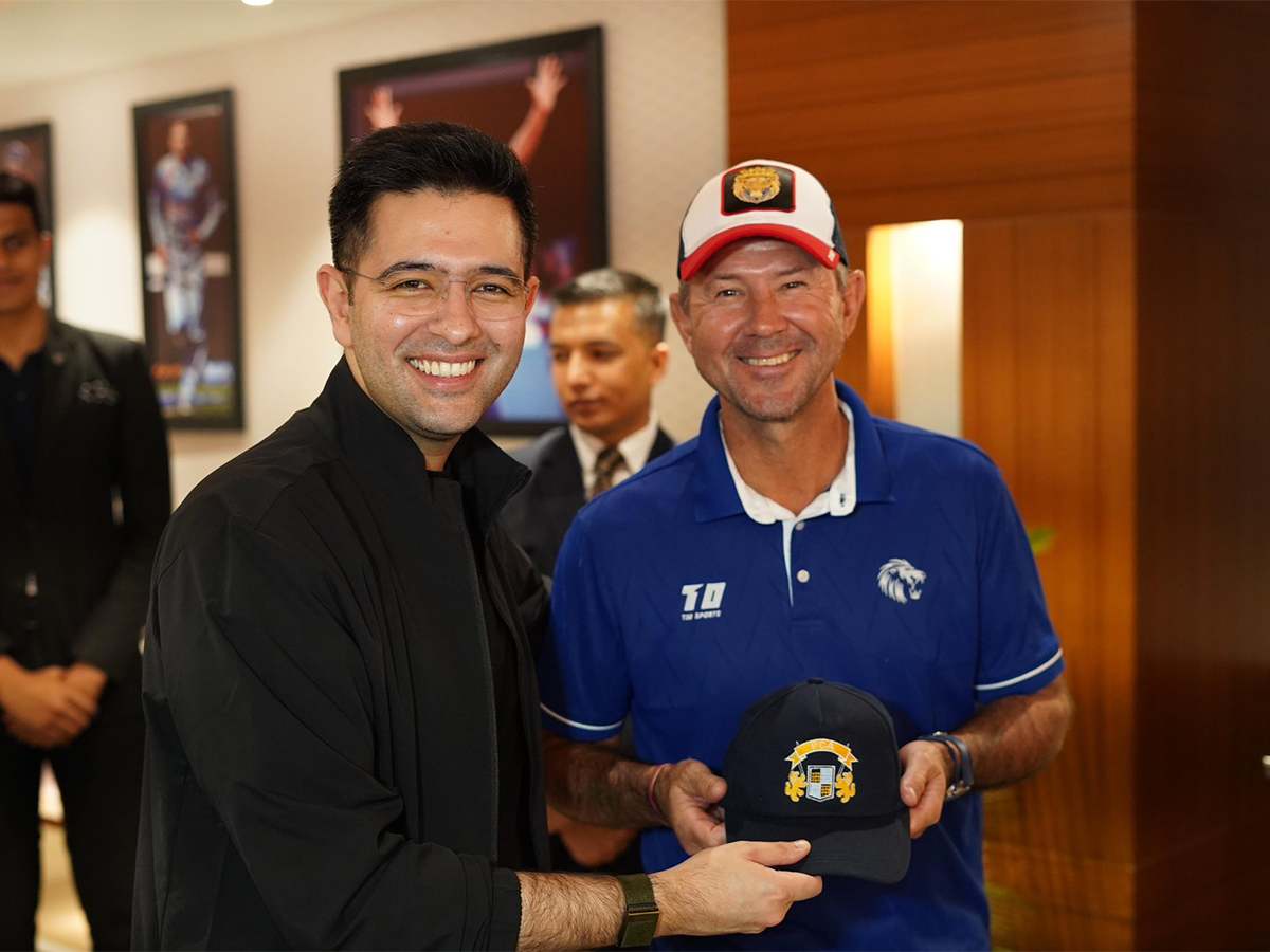 Parineeti Chopra And Raghav Chadha Trending Today18