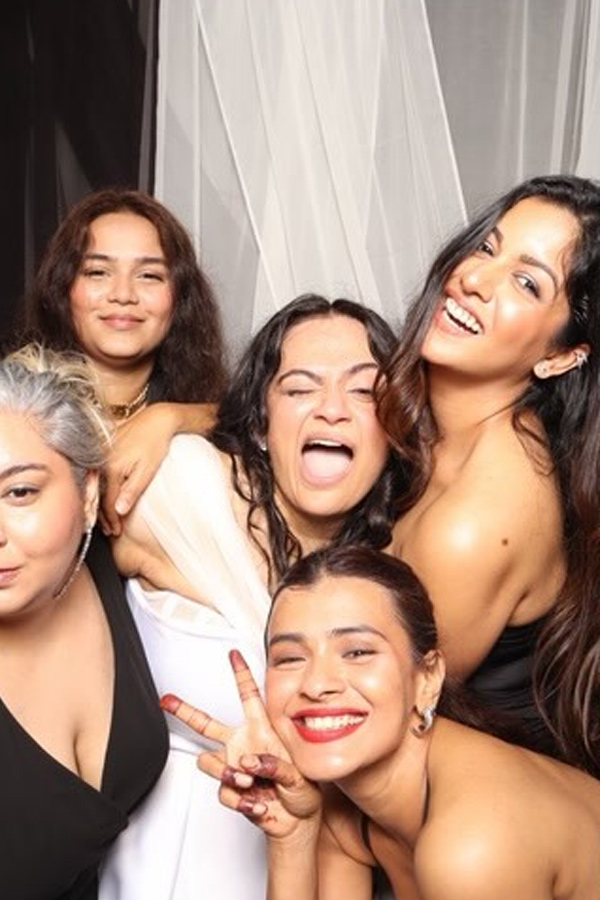 Actress Hebah Patel Enjoying NIght Party With Friends Photos6