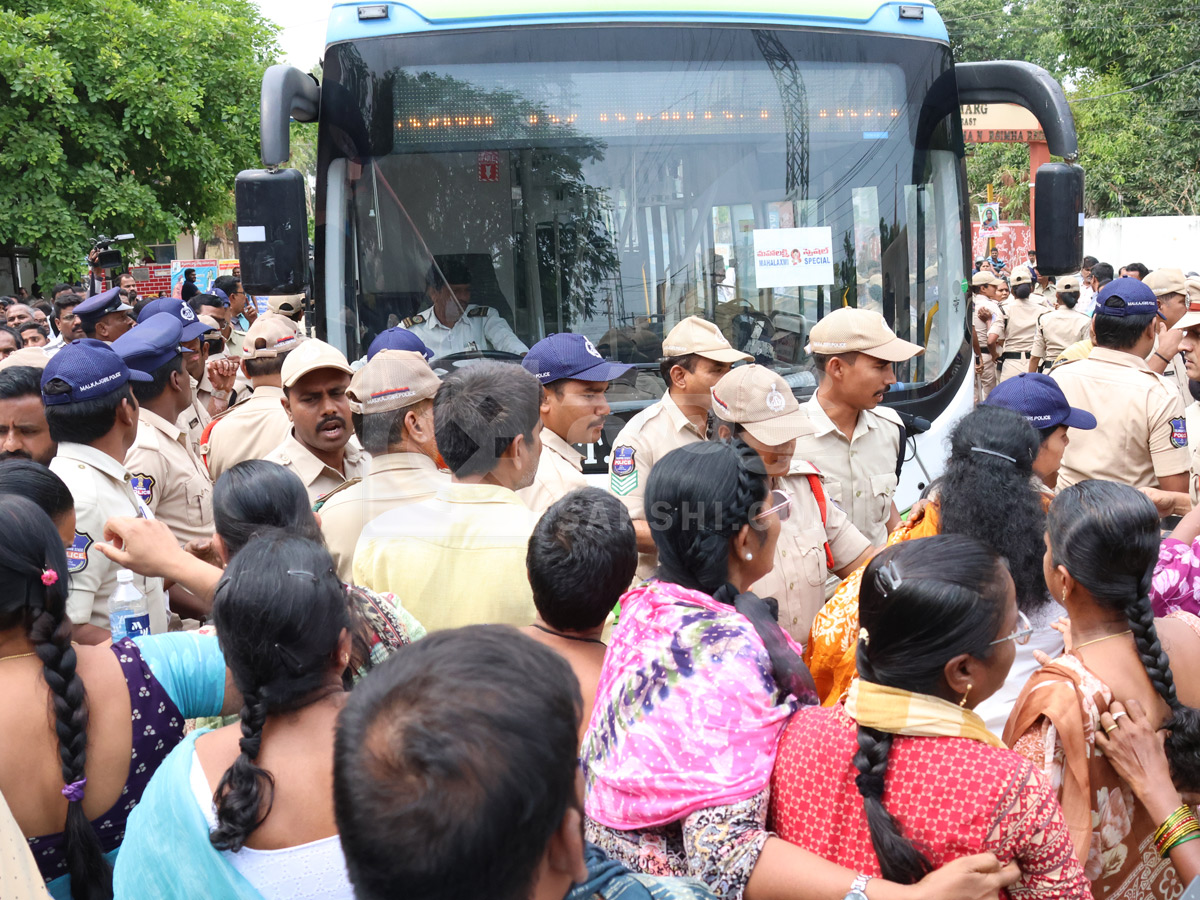 Best Photos of The Week in AP and Telangana Photo Gallery14