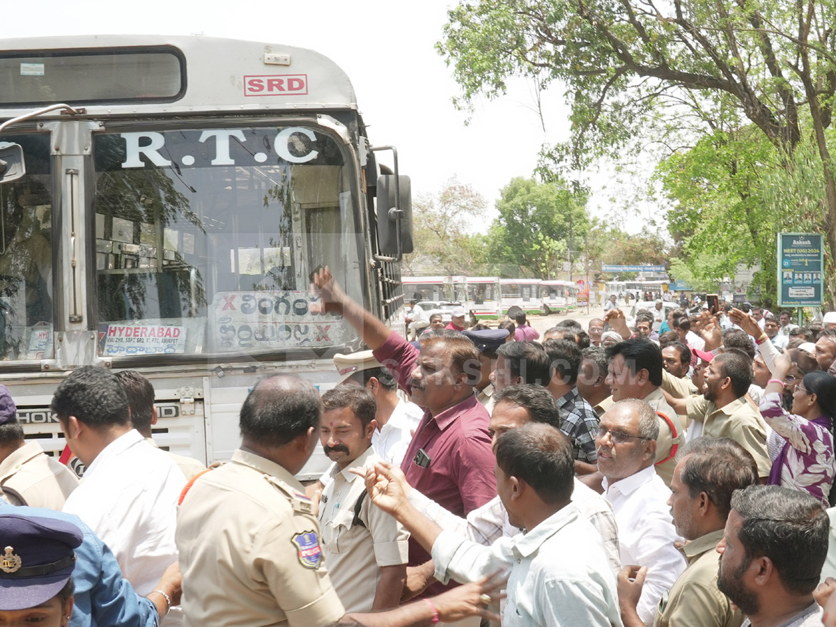 Best Photos of The Week in AP and Telangana Photo Gallery26