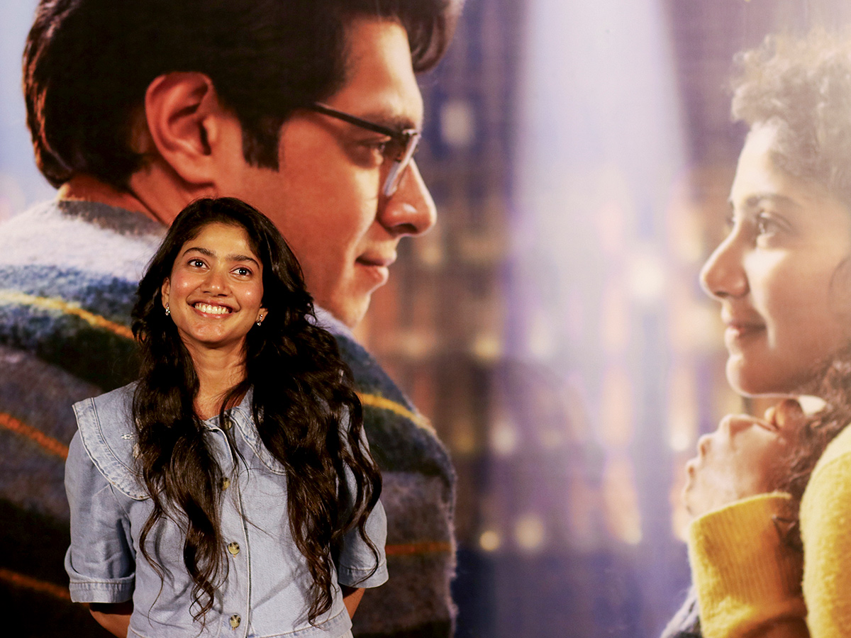 Actor Sai Pallavi During Ek Din Ki Mehfil Event HD Photos5