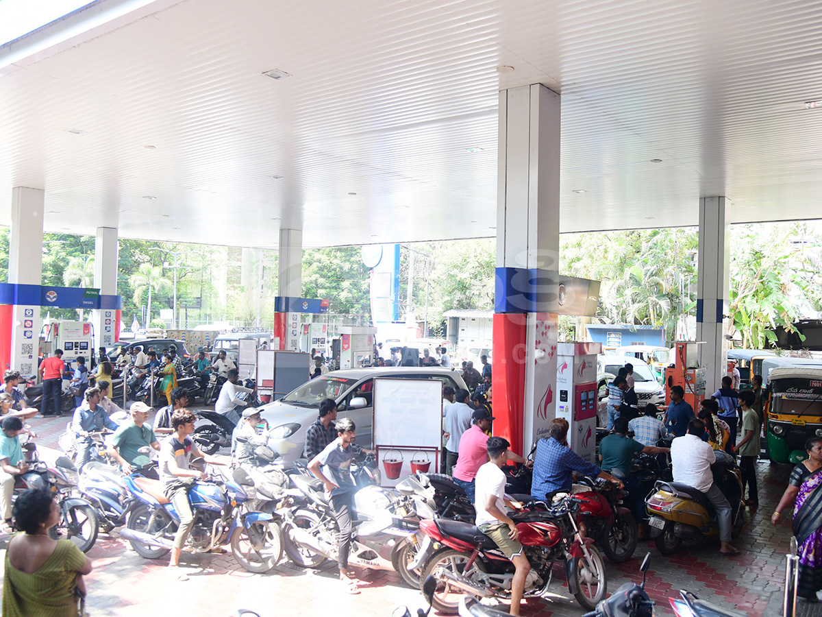 Fuel Crisis in Andhra Pradesh Petrol and Diesel Shortage10