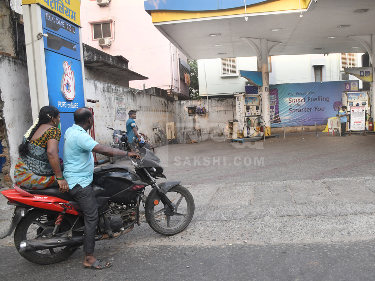 Fuel Crisis in Andhra Pradesh Petrol and Diesel Shortage23