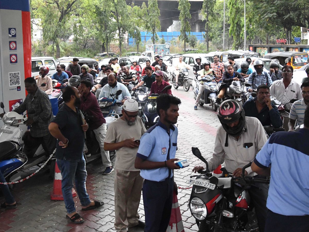 Fuel Crisis Hits Hard In Hyderabad Photos11