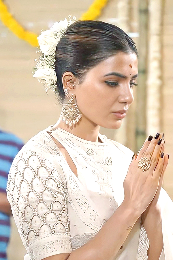 Happy Birthday Samantha Ruth Prabhu Special Photos29