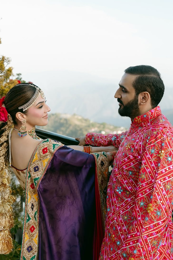 Actress Mehreen Pirzada Shares Her Mehandi Photos11