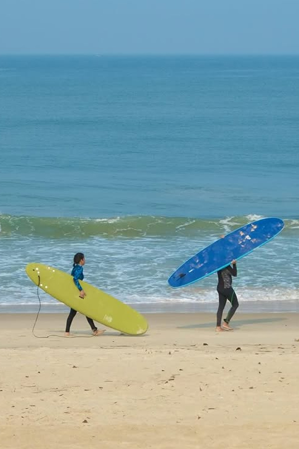 Actress Pooja Hegde Enjoying At Her Home Town In Mangalore Photos3