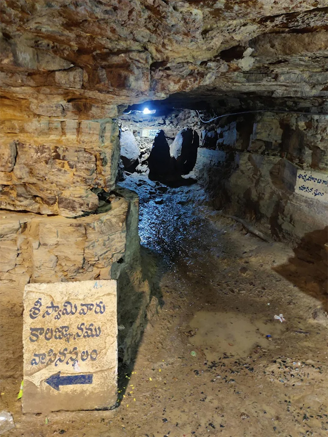 Ravvalakonda Cave In Banaganapalle Kurnool District16
