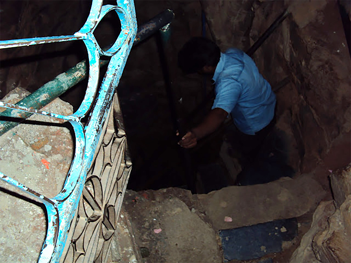 Ravvalakonda Cave In Banaganapalle Kurnool District18