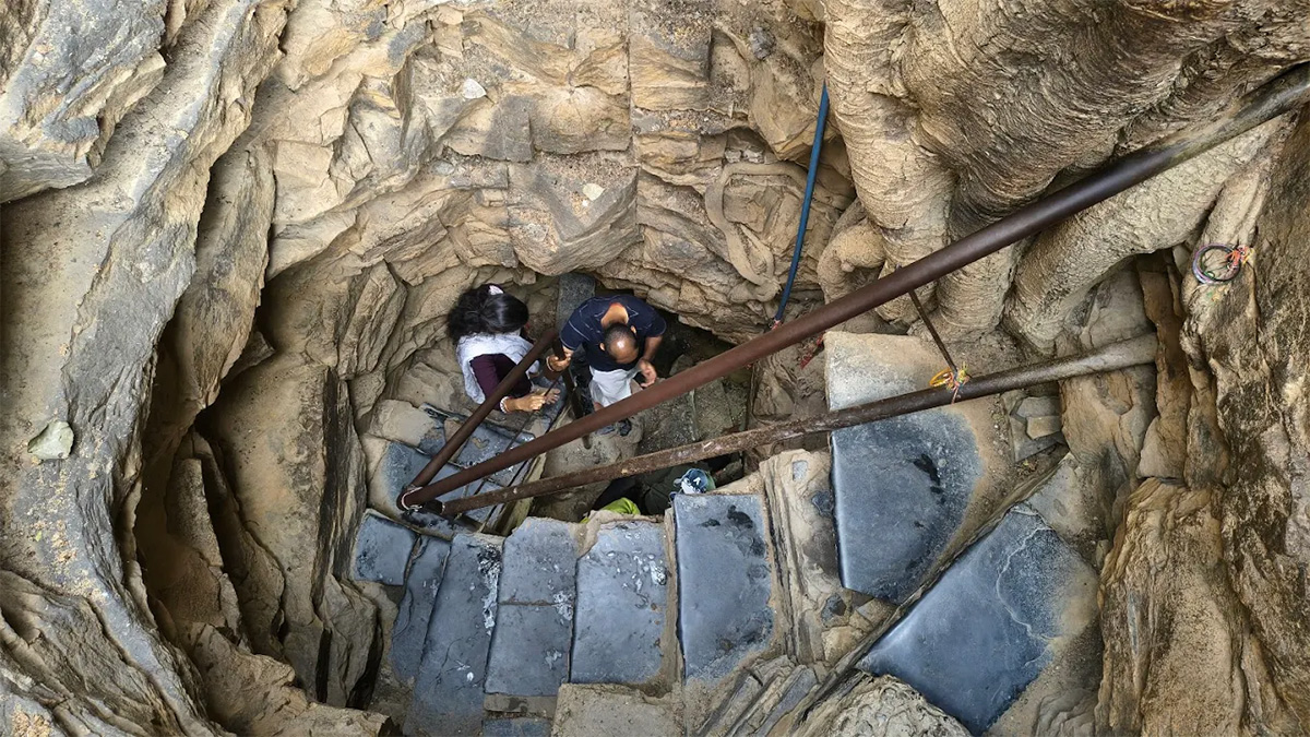 Ravvalakonda Cave In Banaganapalle Kurnool District3