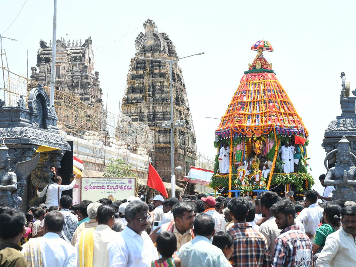 Vontimitta Sri Kodandarama Swamy Rathotsavam HD Photos1