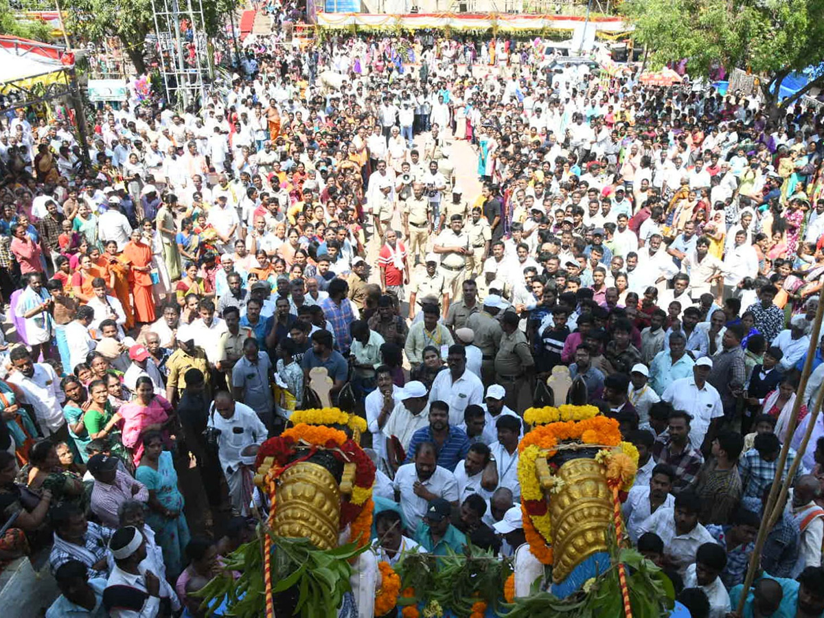 Vontimitta Sri Kodandarama Swamy Rathotsavam HD Photos14