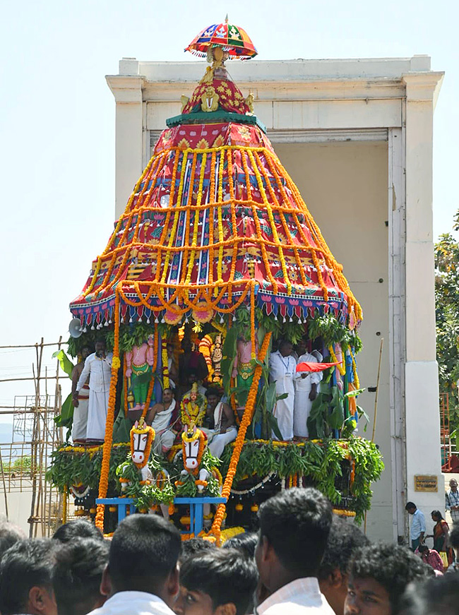 Vontimitta Sri Kodandarama Swamy Rathotsavam HD Photos9