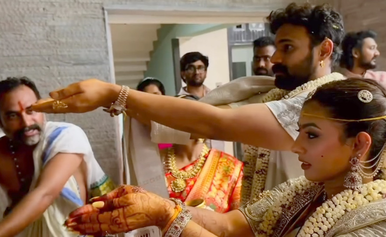 Bellamkonda Sai Sreenivas Ties The Knot With Kavya Reddy Photos20