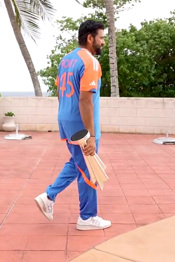 Happy Birthday Rohit Sharma: Hitman Special, Rare Photos21