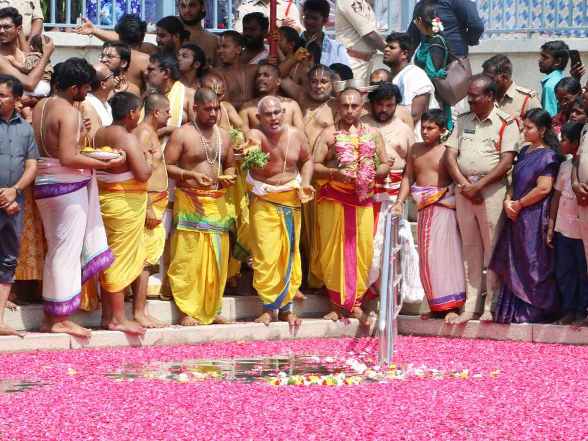 Chakrasnanam performed At Vontimitta Photos1