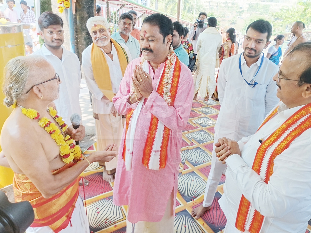 Varaha Lakshmi Narasimha temple Simhachalam HD Photos15