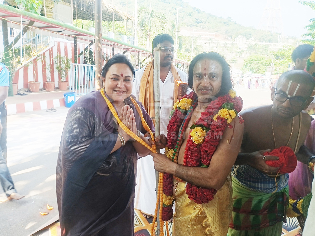 Varaha Lakshmi Narasimha temple Simhachalam HD Photos3