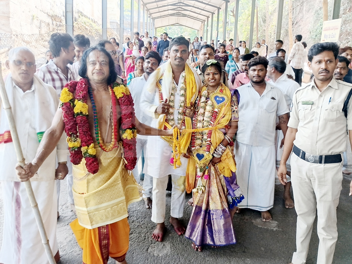 Varaha Lakshmi Narasimha temple Simhachalam HD Photos5