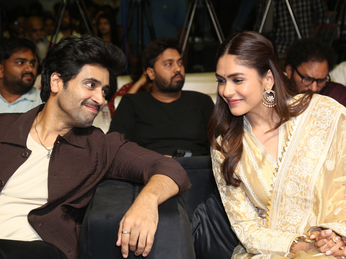 Dacoit Movie Trailer Launch Photos8