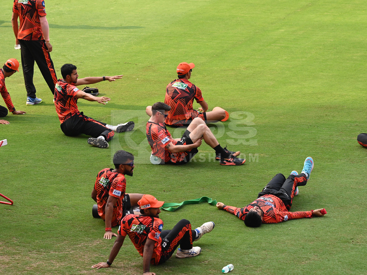 Sunrisers Hyderabad Team Practice At Uppal Stadium Photos13