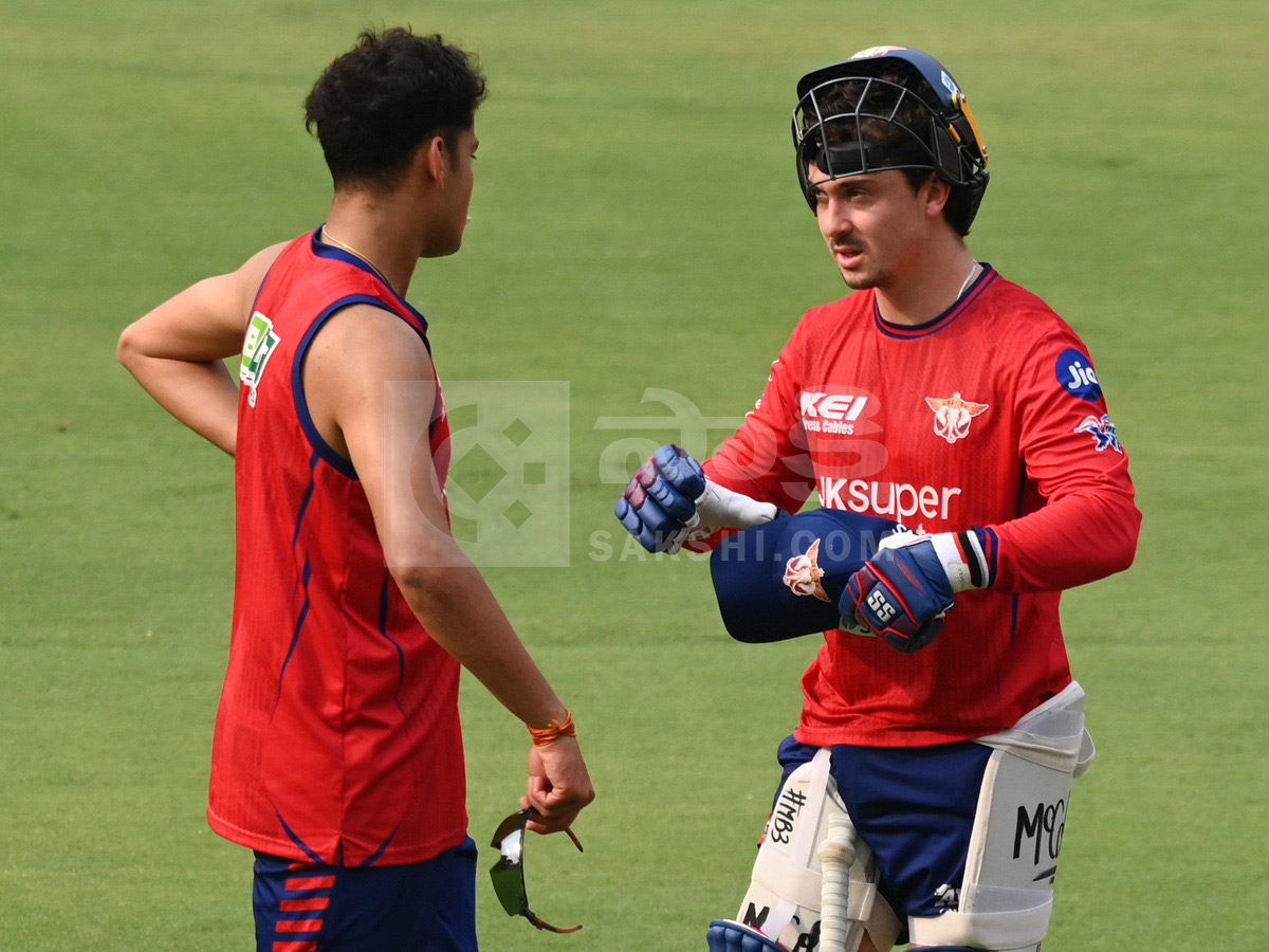 Sunrisers Hyderabad Team Practice At Uppal Stadium Photos16