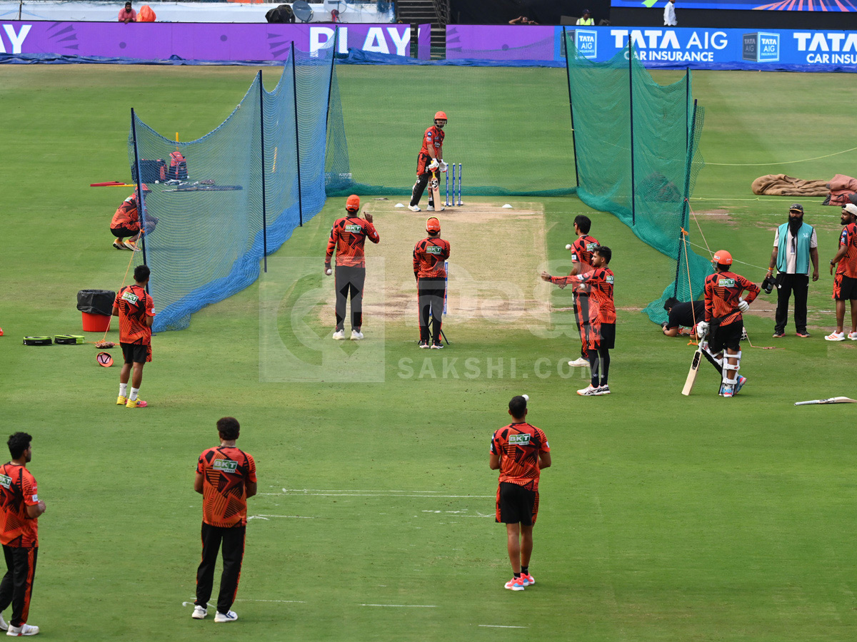 Sunrisers Hyderabad Team Practice At Uppal Stadium Photos1