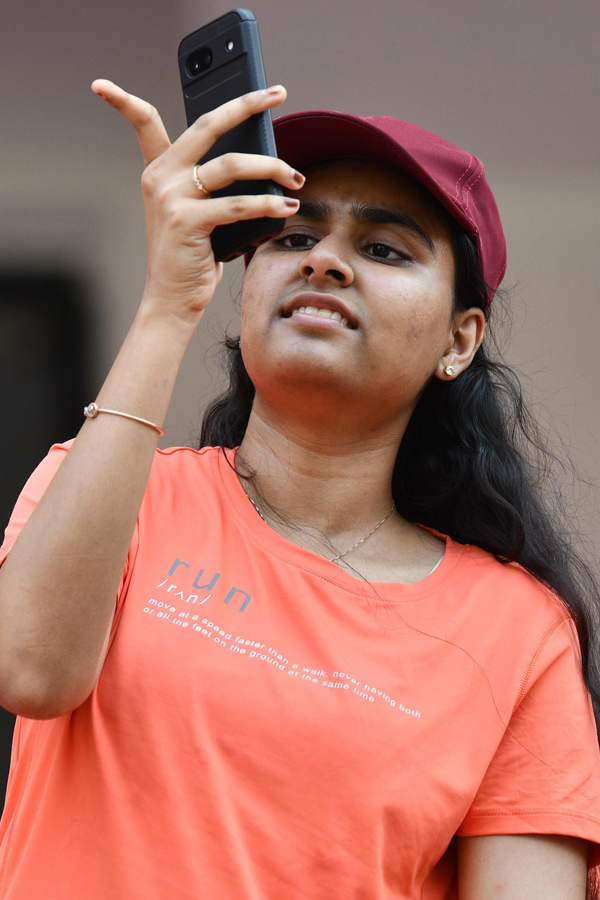 SRH vs LSG IPL 2026 : Celebrities At Uppal Cricket Stadium Hyderabad Photos19