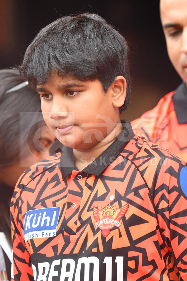 SRH vs LSG IPL 2026 : Celebrities At Uppal Cricket Stadium Hyderabad Photos42