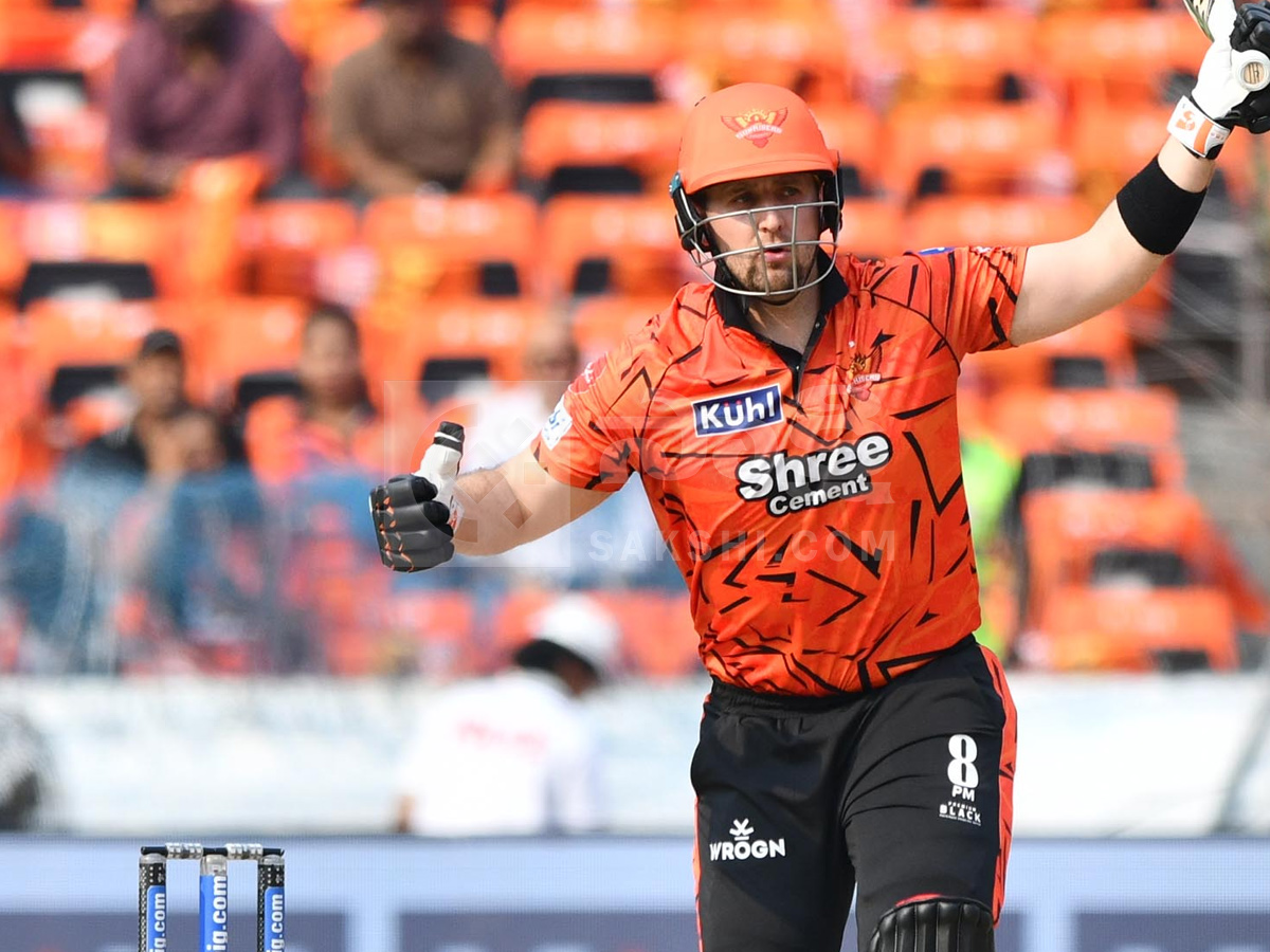 SRH vs LSG IPL 2026 : Celebrities At Uppal Cricket Stadium Hyderabad Photos50