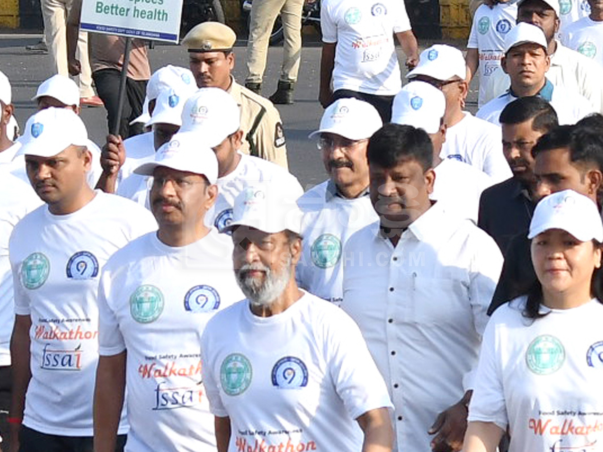 Food Safety Awareness Walkathon Held at Necklace Road Photos6