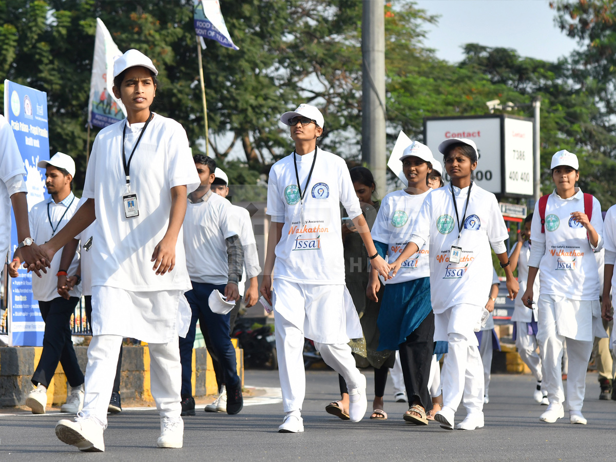 Food Safety Awareness Walkathon Held at Necklace Road Photos7