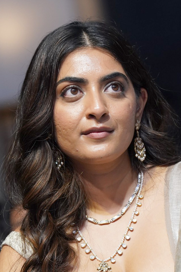 Stunning Zayn marie khan At Dacoit Trailer Photos7