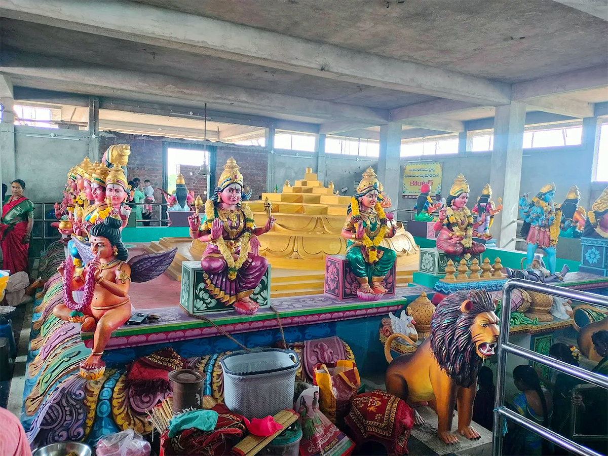 Devotional : Sri Kamakhy Lalitha Shyamal Varahi Shakthipeetam Mandamarri10