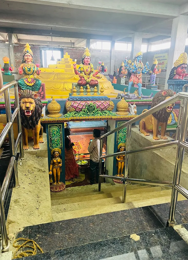 Devotional : Sri Kamakhy Lalitha Shyamal Varahi Shakthipeetam Mandamarri7