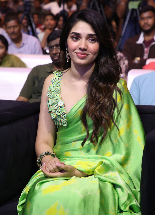 Tollywood Actress Krithi Shetty Viral Photos HD12