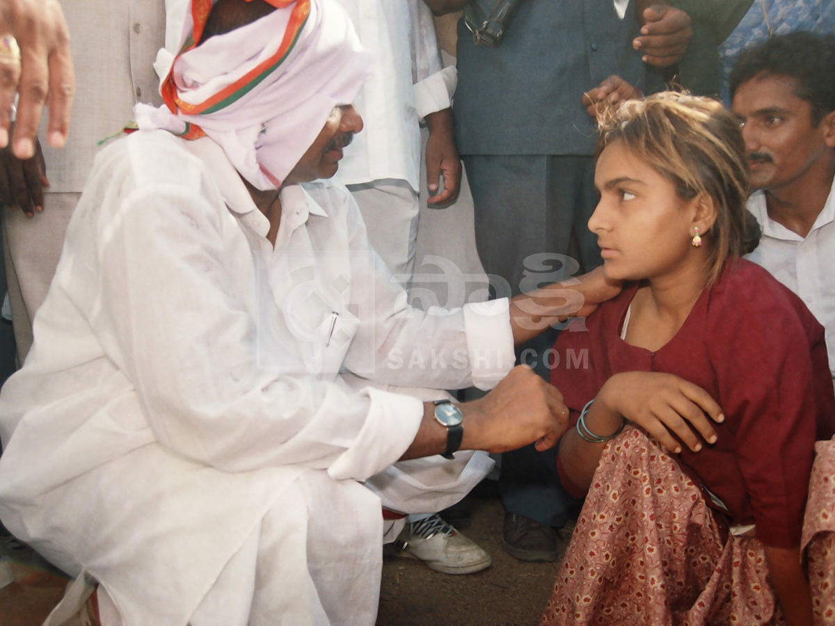 YS Rajasekhara Reddy Padayatra HD Unseen Photos10