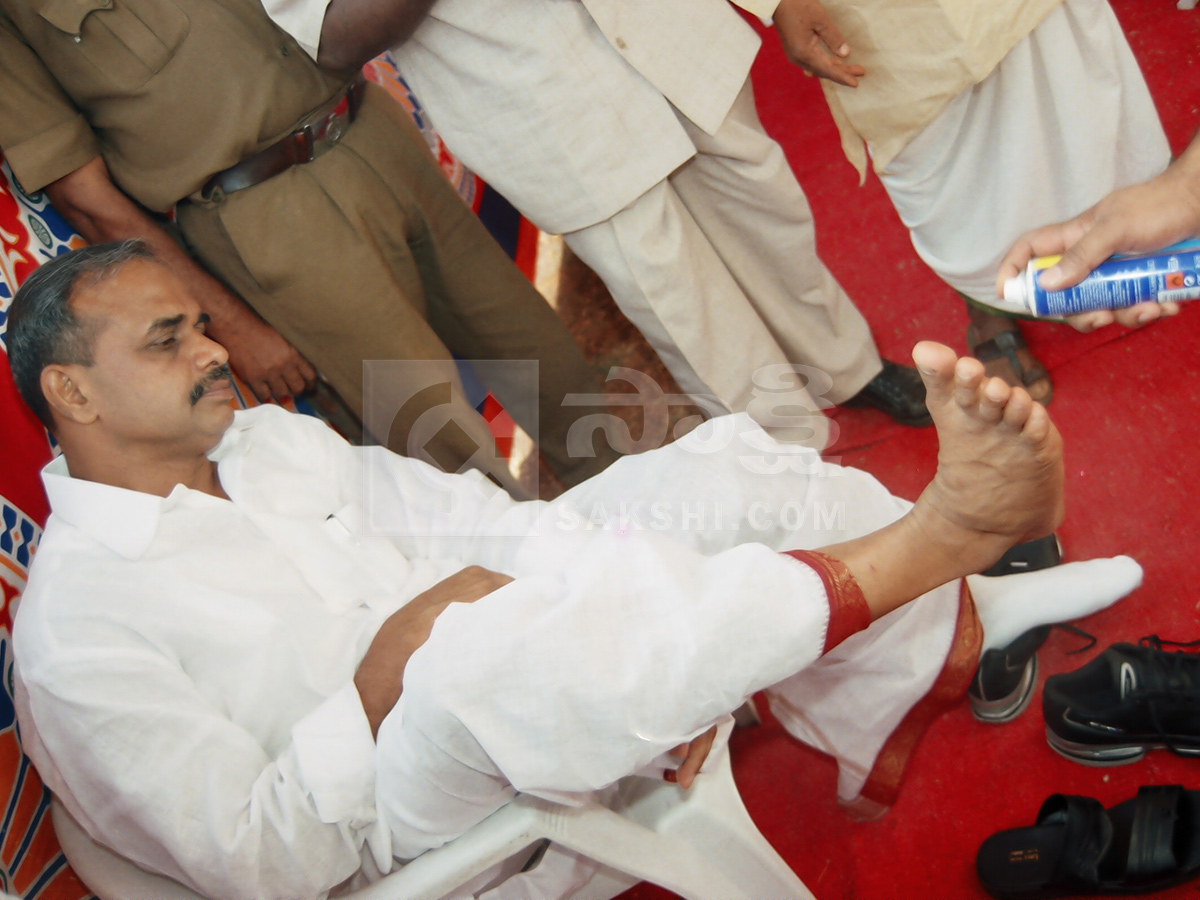 YS Rajasekhara Reddy Padayatra HD Unseen Photos19
