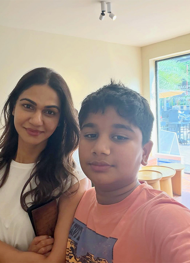 Allu Sneha Reddy April Month Enjoys Travel Vibes10