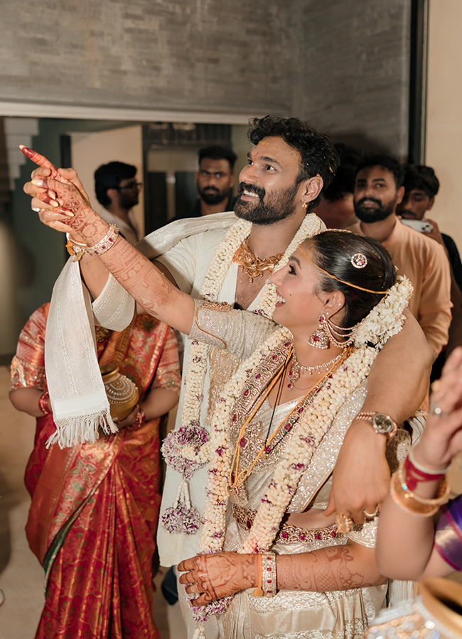 Bellamkonda Sai Sreenivas Marriage Kavya Reddy Wedding in Tirumala14
