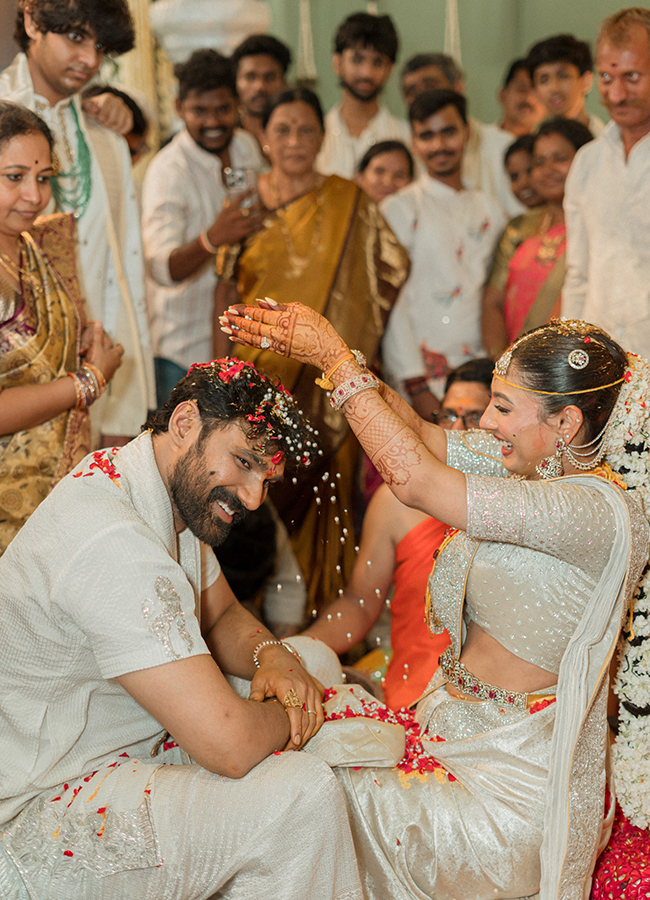 Bellamkonda Sai Sreenivas Marriage Kavya Reddy Wedding in Tirumala19