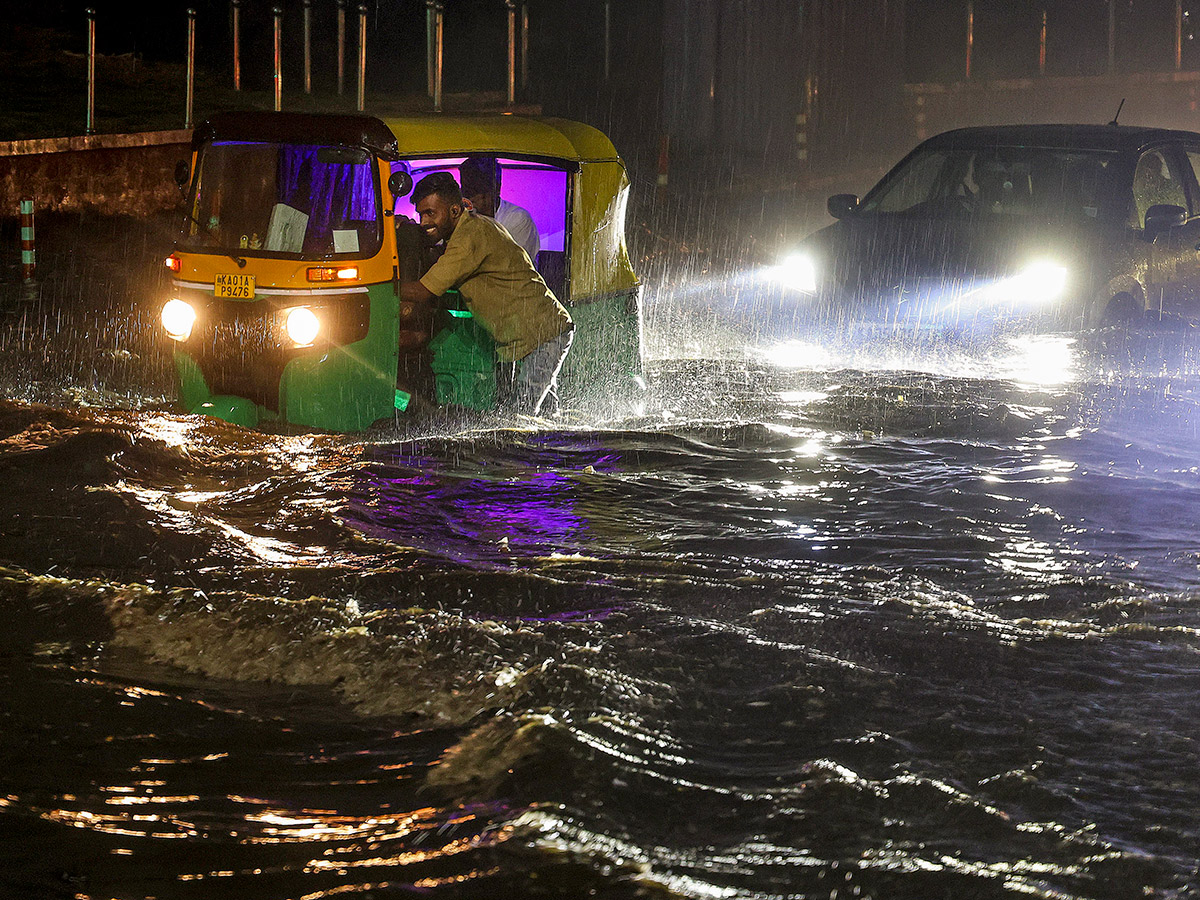 Heavy Rain in Bangalore HD Photos12