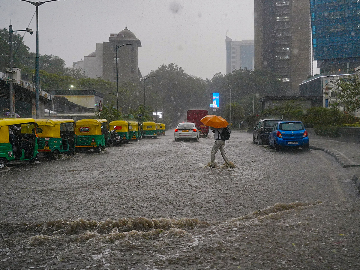 Heavy Rain in Bangalore HD Photos23