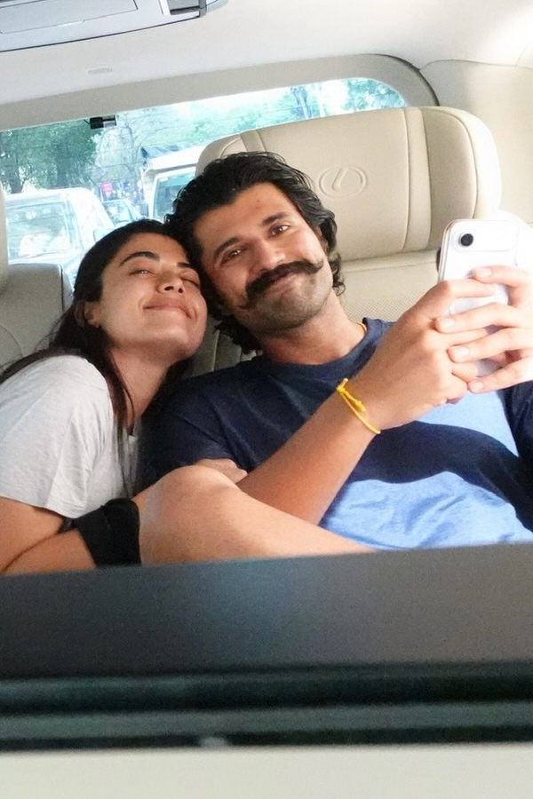 Rashmika Mandanna shared glimpses of Her husband Vijay Deverakonda birthday Photos6