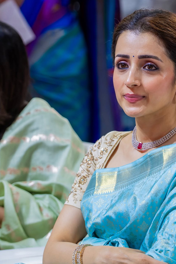 Actress Trisha Krishnan Attend TVK VIjay Oath Ceremony Photos19