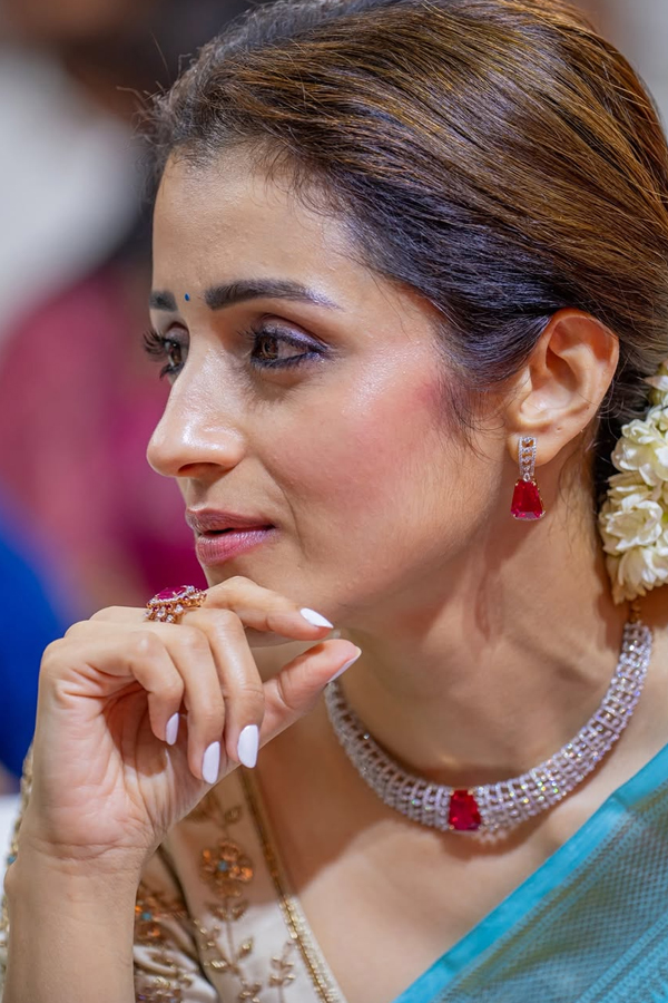 Actress Trisha Krishnan Attend TVK VIjay Oath Ceremony Photos20