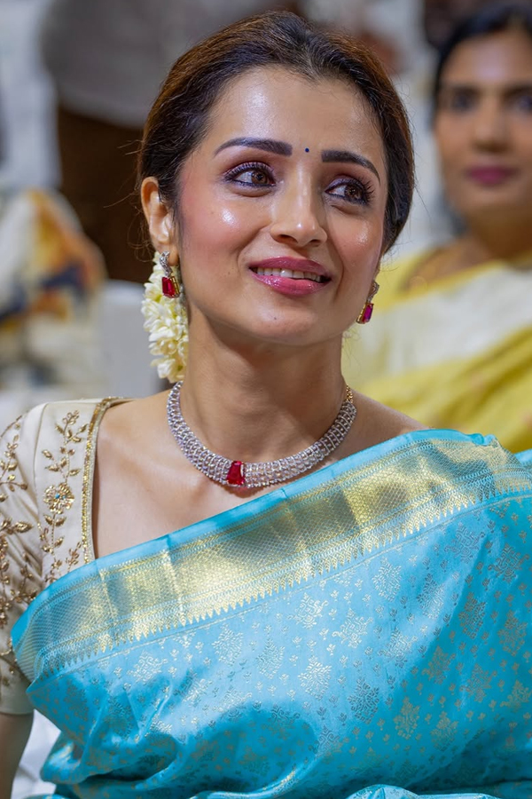 Actress Trisha Krishnan Attend TVK VIjay Oath Ceremony Photos21